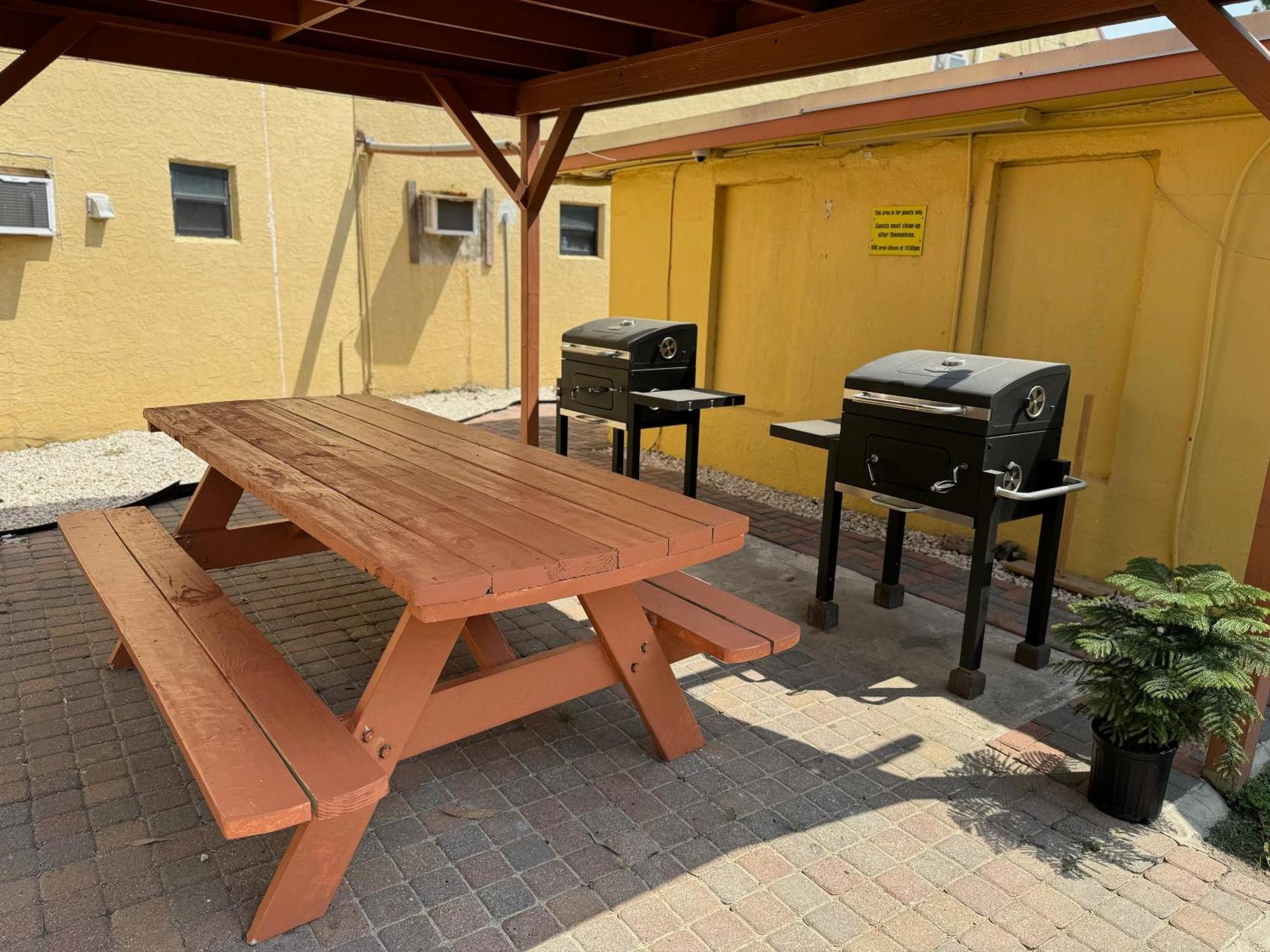 Southwind Inn Port Isabel Exterior foto